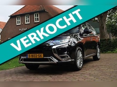 Mitsubishi Outlander - 2.4 PHEV Intense+ Aut. | Luxe Leder | Facelift | Trekhaak | Power Sound | Stoelverwarming