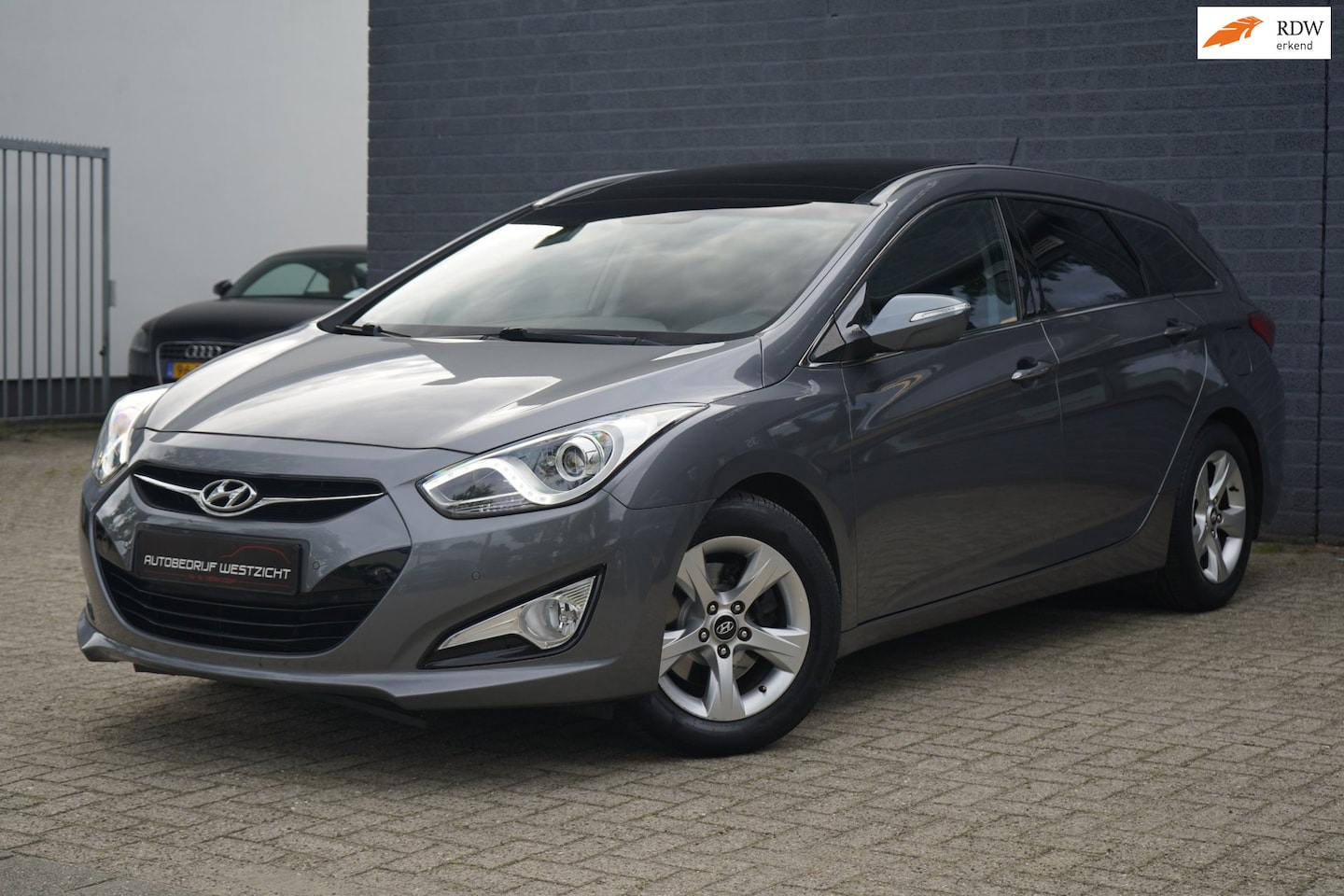 Hyundai i40 Wagon - 2.0 GDI i-Motion Automaat 177pk, Leder - AutoWereld.nl