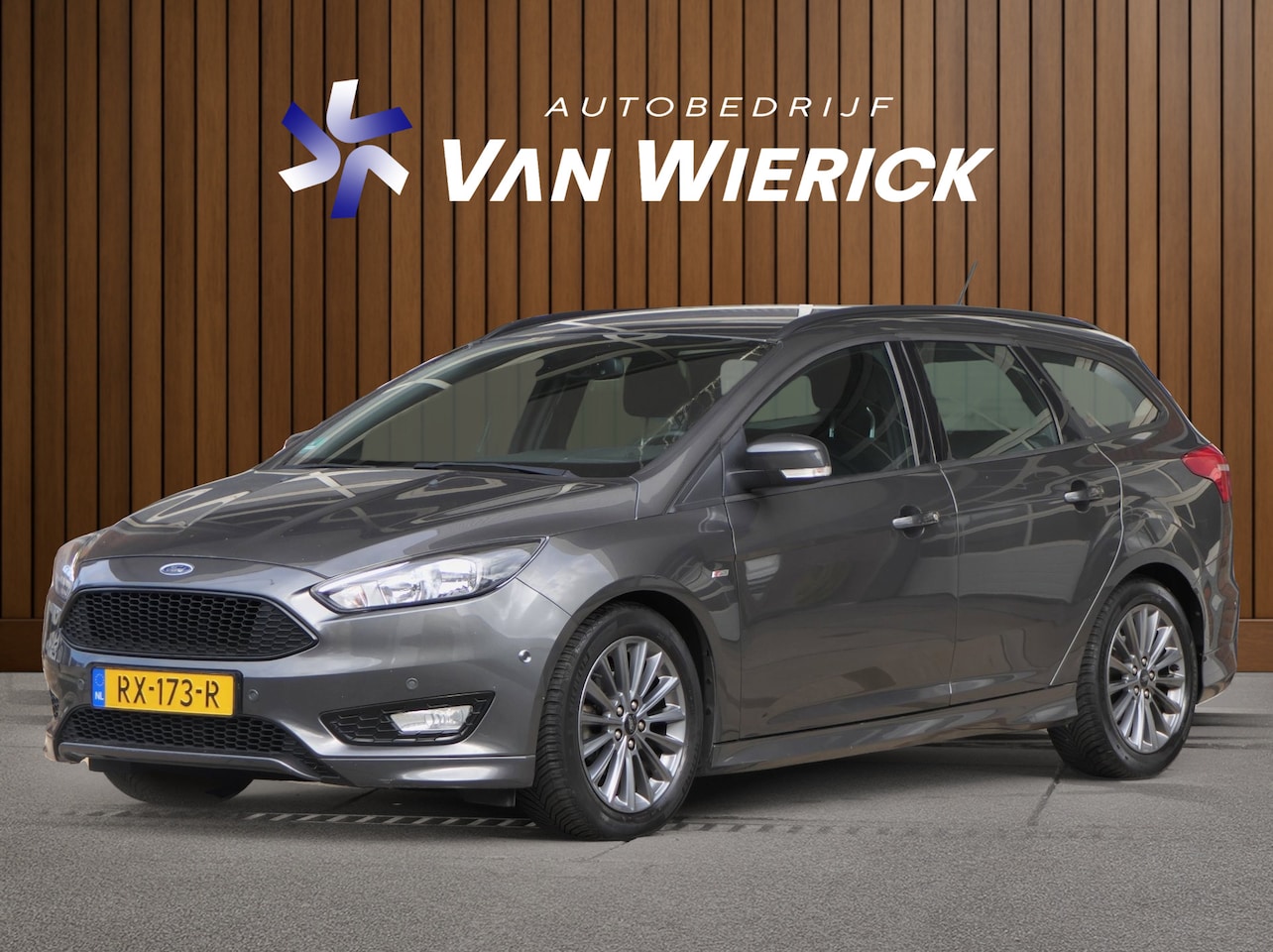 Ford Focus Wagon - 1.0 ST-Line 125PK | Cruise | Trekhaak | Bluetooth | Airco | Navi | LM Velgen | NAP - AutoWereld.nl