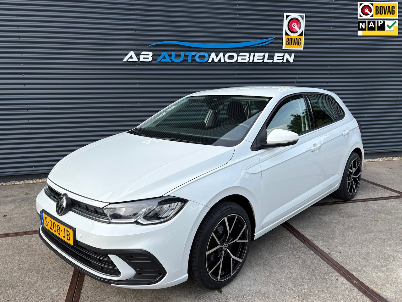 Volkswagen Polo - 1.0 TSI Life TREKHAAK/ CARPLAY/ PDC - AutoWereld.nl