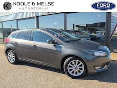 Ford Focus - 1.0 EcoBoost 5-deurs Titanium | Carplay | Trekhaak | Nwe Distributie