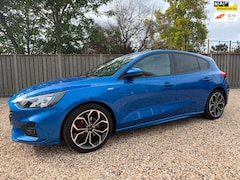 Ford Focus - 1.0 EcoBoost Hybrid ST Line X Business Navigatie & Camera & Winterpakket