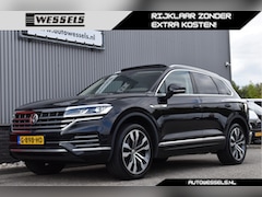 Volkswagen Touareg - 3.0 TDI Atmosphere Panoramadak, Memory, Adaptive cruise, Stoelverwarming