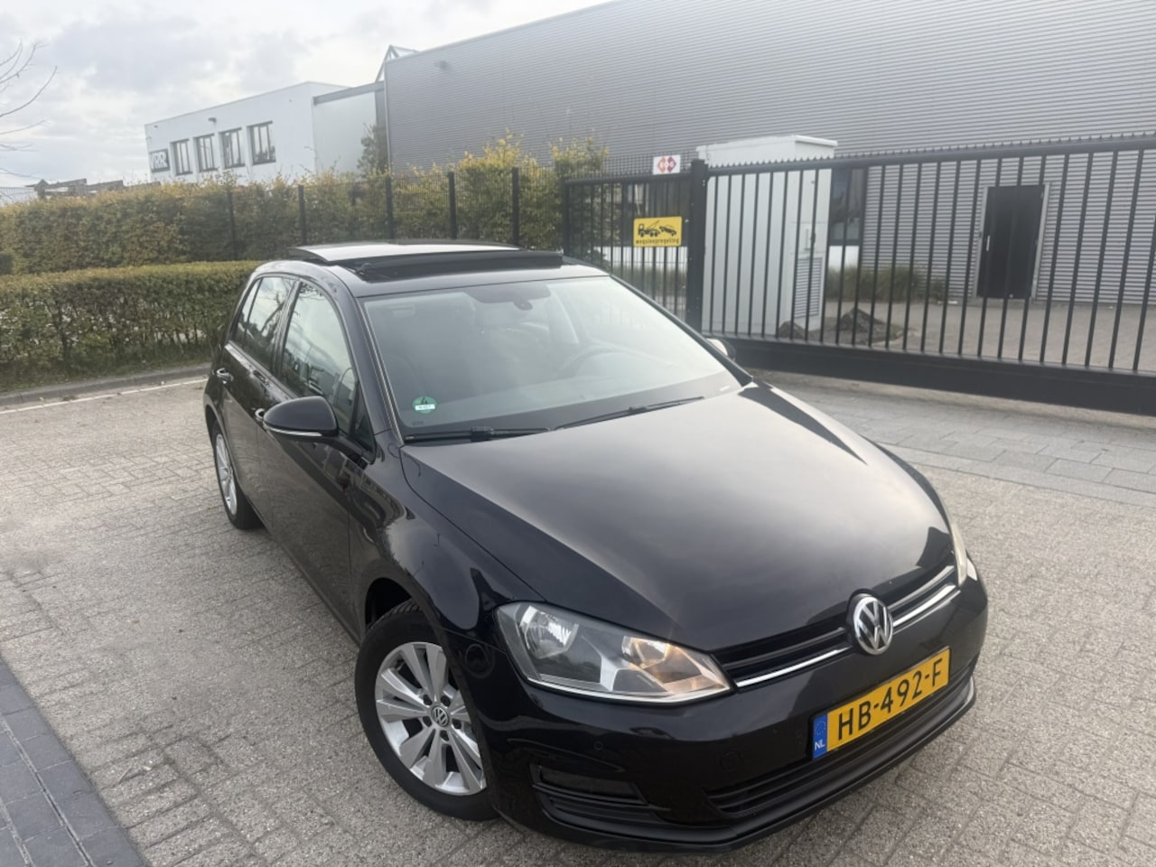 Volkswagen Golf - 1.6 TDI PANORAMA CLIMA NAVI BT 2015 - AutoWereld.nl