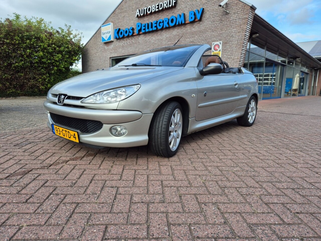 Peugeot 206 - 1.6-16V Griffe 1.6-16V GRIFFE - AutoWereld.nl