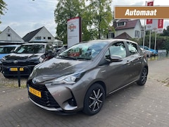 Toyota Yaris - 1.5 HYBRID DESIGN AUTOMAAT / NAVI / CAMERA / CRUISE CTR. / 15'' LM-VELGEN