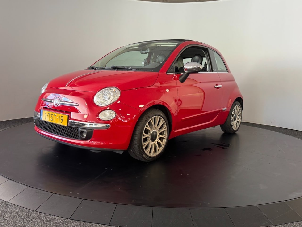 Fiat 500 C - Automaat - leer - Xenon - cabrio - lichtmetaal - Afneembare trekhaak! - AutoWereld.nl