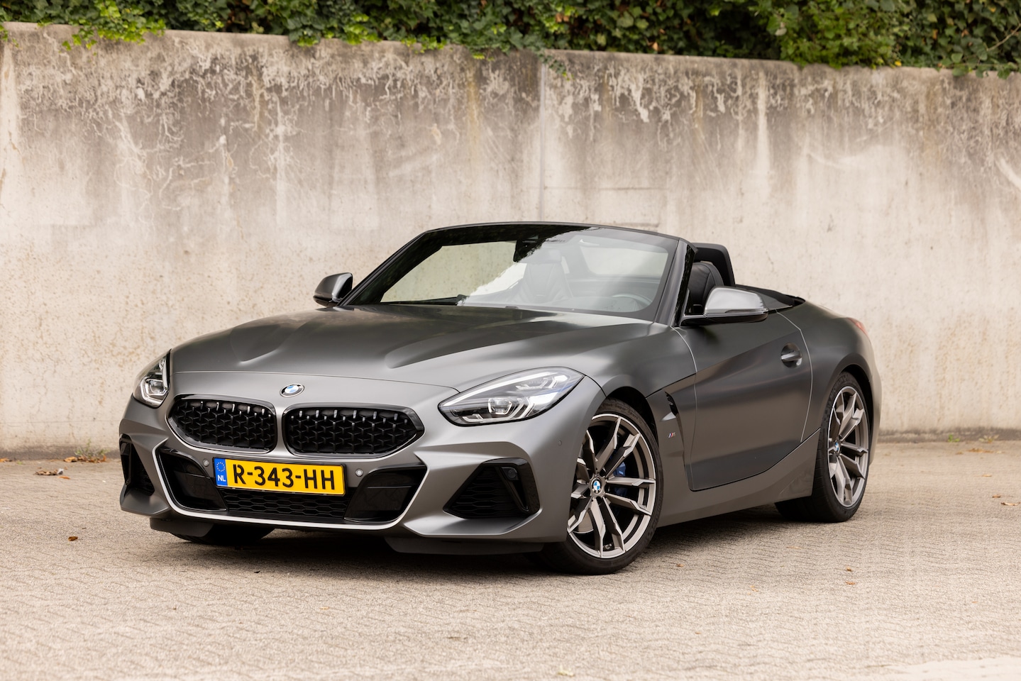 BMW Z4 Roadster - M40i High Executive Edition BMW Z4 [G29] M40i High Executive | Frozen Grey mat | Head-Up | Harman/Kardon | Driving Ass - AutoWereld.nl