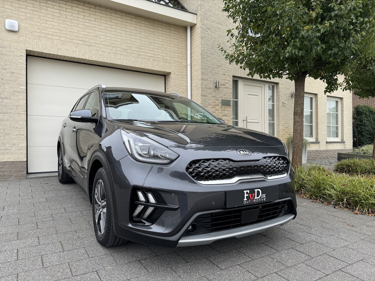 Kia Niro - 1.6 GDi PHEV DynamicLine Navi ACC Leder Led Carplay Camera Keyless Facelift Hybrid - AutoWereld.nl