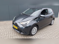 Toyota Aygo - 1.0 VVT-i x-play//CAMERA//NAVI