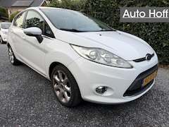 Ford Fiesta - 1.25 Titanium | Autom. Airco | Cruise Control | LMV | PDC | 5 Deuren | Goed onderhouden |