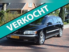 Volvo V70 - 2.4 Comfort Line trekhaak/schuifdak/inruilkoopje