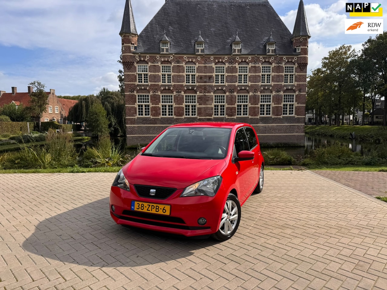 SEAT Mii - 1.0 Style Sport|LAGE KM|1E EIG|NETTE AUTO|AIRCO|GETINT GLAS|START-STOP|INRUIL & LEASE MOGE - AutoWereld.nl