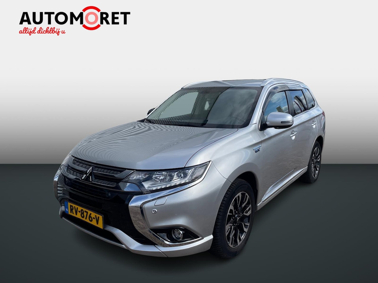 Mitsubishi Outlander - 2.0 PHEV Premium Nieuwe Accupakket met 30000km! SOH 99% - AutoWereld.nl