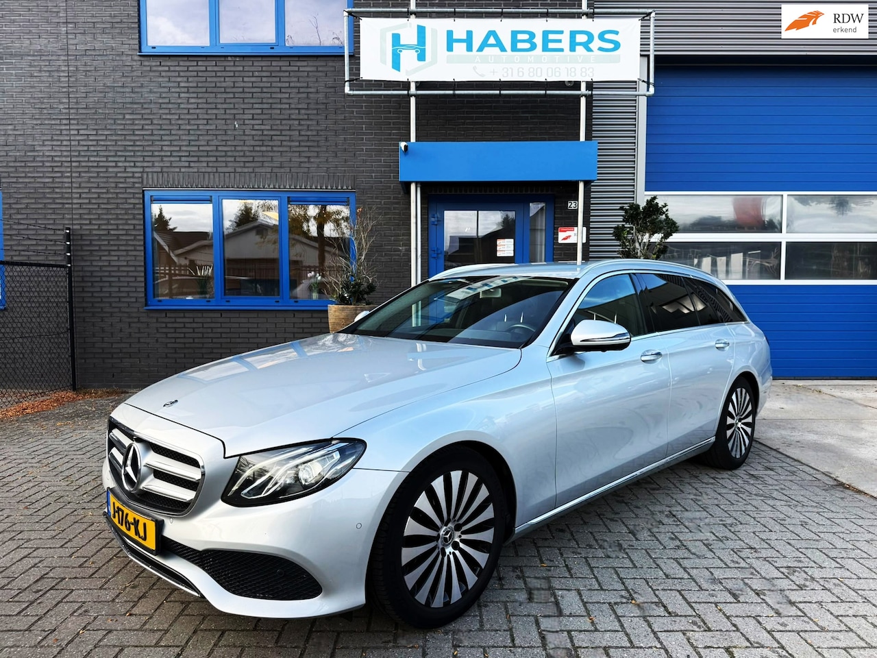 Mercedes-Benz E-klasse Estate - 200 Premium Plus 184PK|Full Led|AUT|Luchtvering|Widescreen|StoelVW|Sportstoel|BOTS|360Cam| - AutoWereld.nl