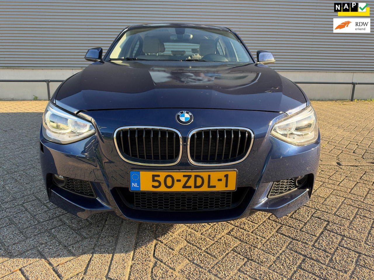 BMW 1-serie - BMW 1-serie 116i Upgrade Edition | Origineel Nederlands | Gereviseerde motor Lederen sport - AutoWereld.nl
