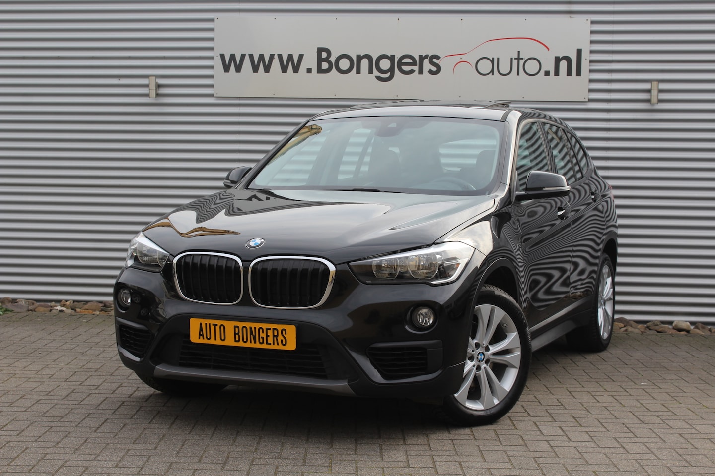 BMW X1 - sDrive 18i High Executive Automaat - AutoWereld.nl