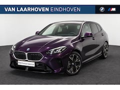 BMW 1-serie - 120 M Sport Automaat / Sportstoelen / Achteruitrijcamera / M Adaptief onderstel / Stuurver