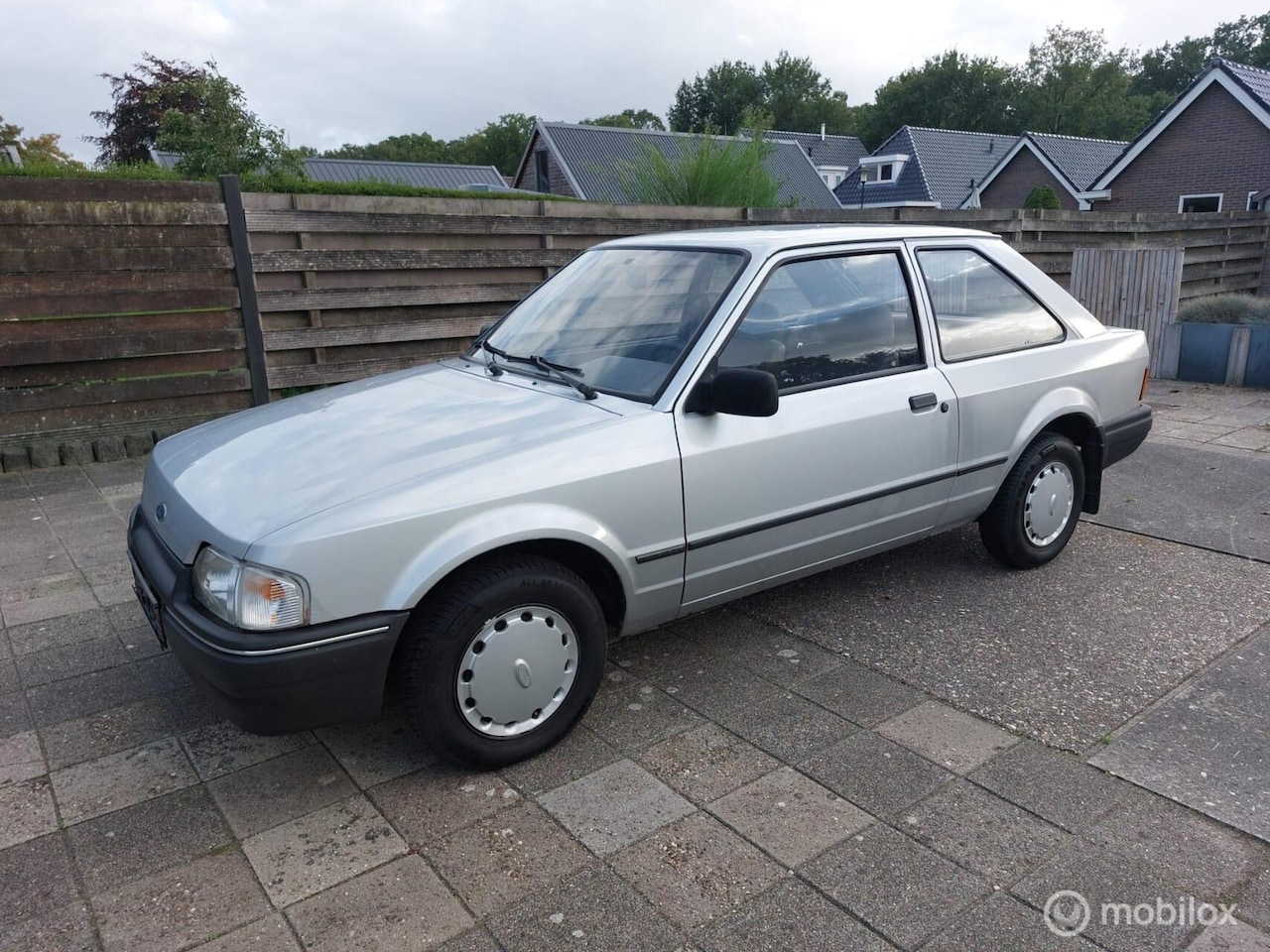 Ford Escort - Automaat 1986 Belastingvrij - AutoWereld.nl