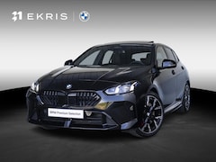 BMW 1-serie - 120 | M Sportpakket Pro | Premium Pack | Stuurwielrand verwarmd | Comfort Access | Achteru