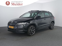 Skoda Karoq - 1.5 TSI ACT Sportline Business | Pano | Zwenkhaak | Winterpakket | Camera | ACC |