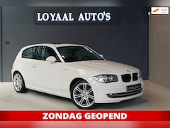 BMW 1-serie - 118i Business Line | AUT | PANODAK | AIRCO | CRUISE | LEDER | STOEL.VERW | APK