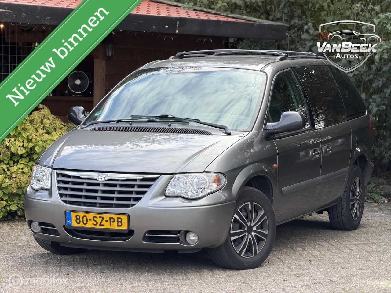 Chrysler Voyager - 3.3i V6 SE Luxe TV Apk Climate Automaat - AutoWereld.nl