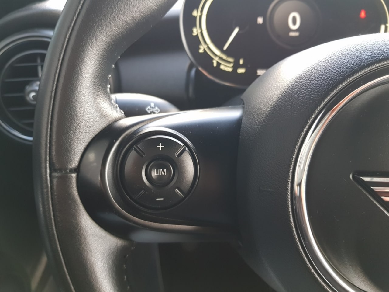 MINI One - 1.5 Chili / 17"JCW velgen