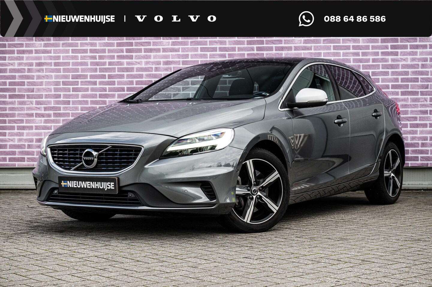 Volvo V40 - 1.5 T3 Polar+ Sport | R-Design | Harman Kardon Audio | Achteruitrijcamera | Parkeerassiste - AutoWereld.nl