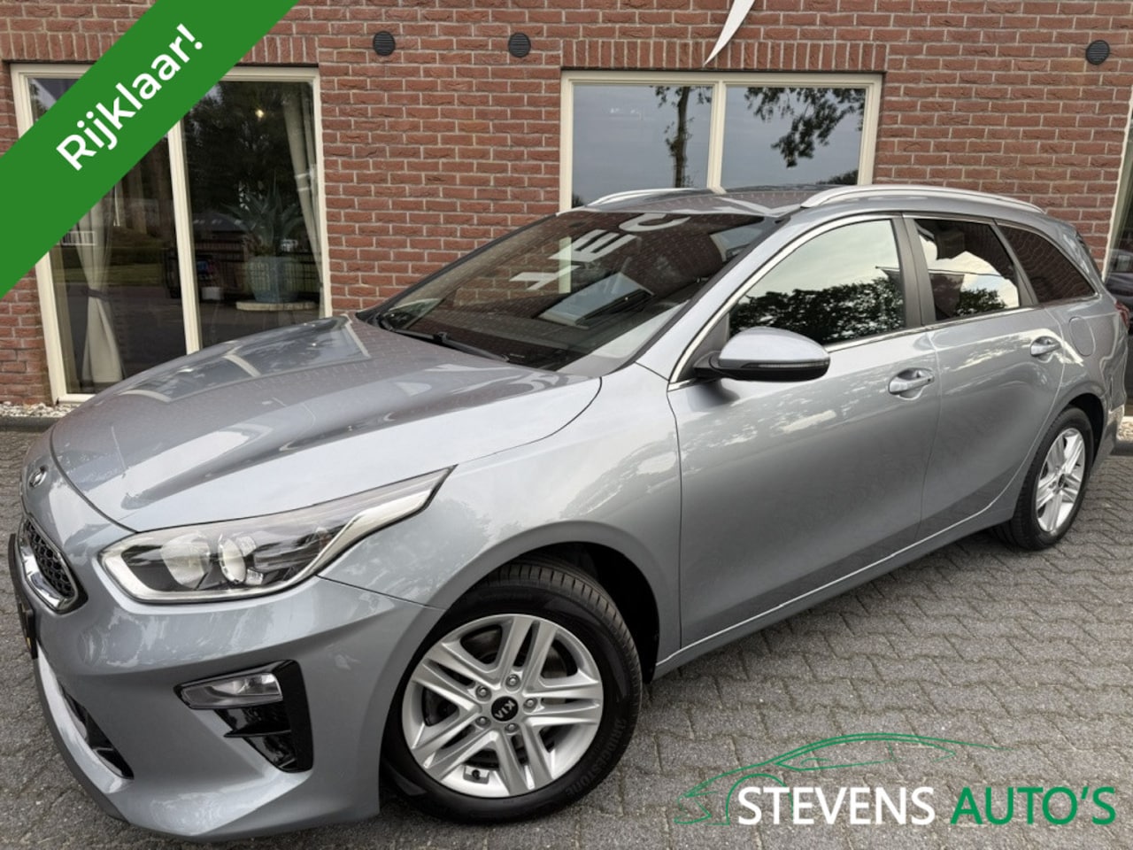 Kia Cee'd Sportswagon - Ceed 1.5 T-GDi Dyn.PlusL. STOEL&STUUR VERW. / CAMERA / CLIMA / NAVI / CRUISE - AutoWereld.nl
