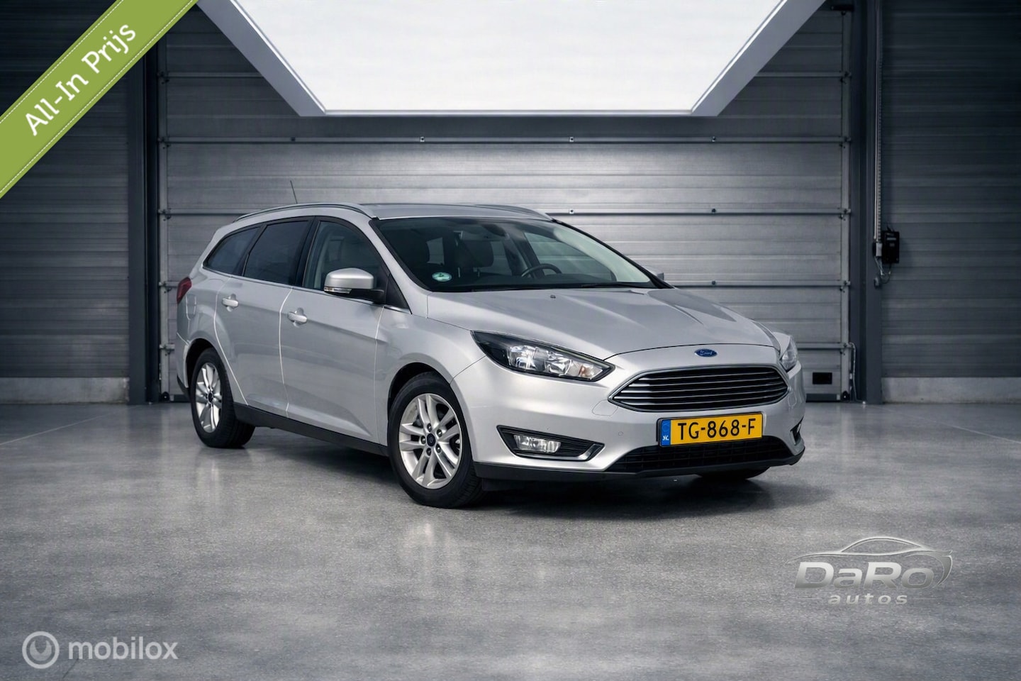 Ford Focus Wagon - 1.0 Titanium 1.0 Titanium - AutoWereld.nl
