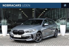 BMW 1-serie - 118i M Sport Automaat / Sportstoelen / Comfort Access / Adaptieve LED / Getint glas