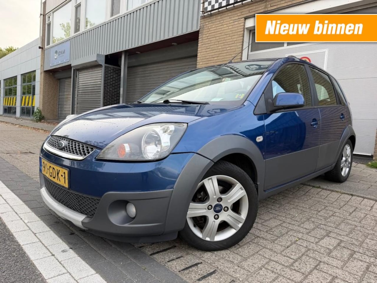 Ford Fiesta - 1.4-16V Crossroad AIRCO LMV PDC NETTE AUTO NAP APK - AutoWereld.nl