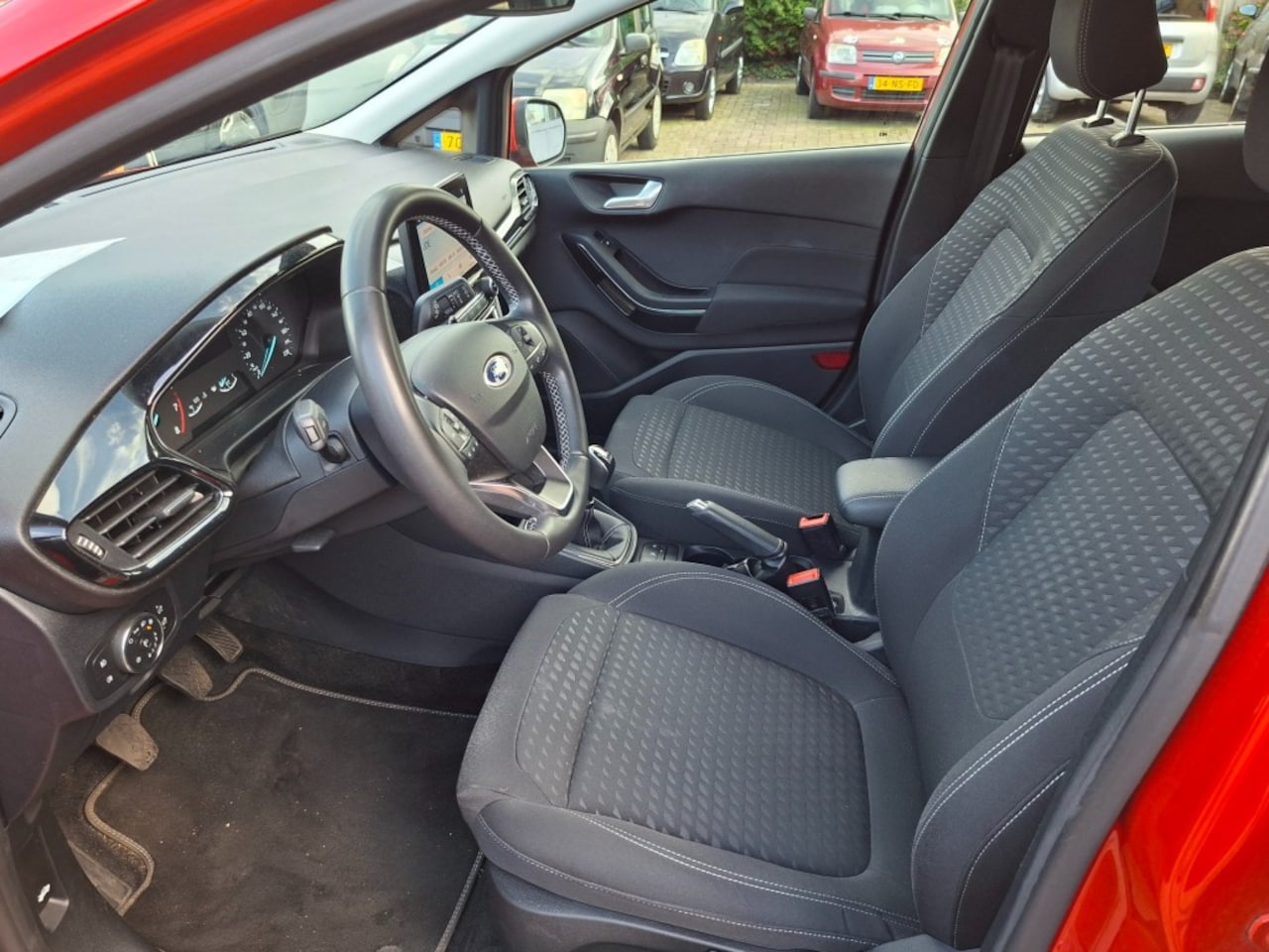 Ford Fiesta - 1.0 Ecoboost 101 Pk Titanium CLIMATE/CRUISE/RADIO DAB/CARPLAY/PDC/LMV/TREKHAAK