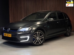 Volkswagen Golf - 1.4 TSI GTE PANORAMADAK|ACHTERUITRIJCAMERA|204PK|FACELIFT ACHTERLICHTEN|APPLE CARPLAY|ORIG