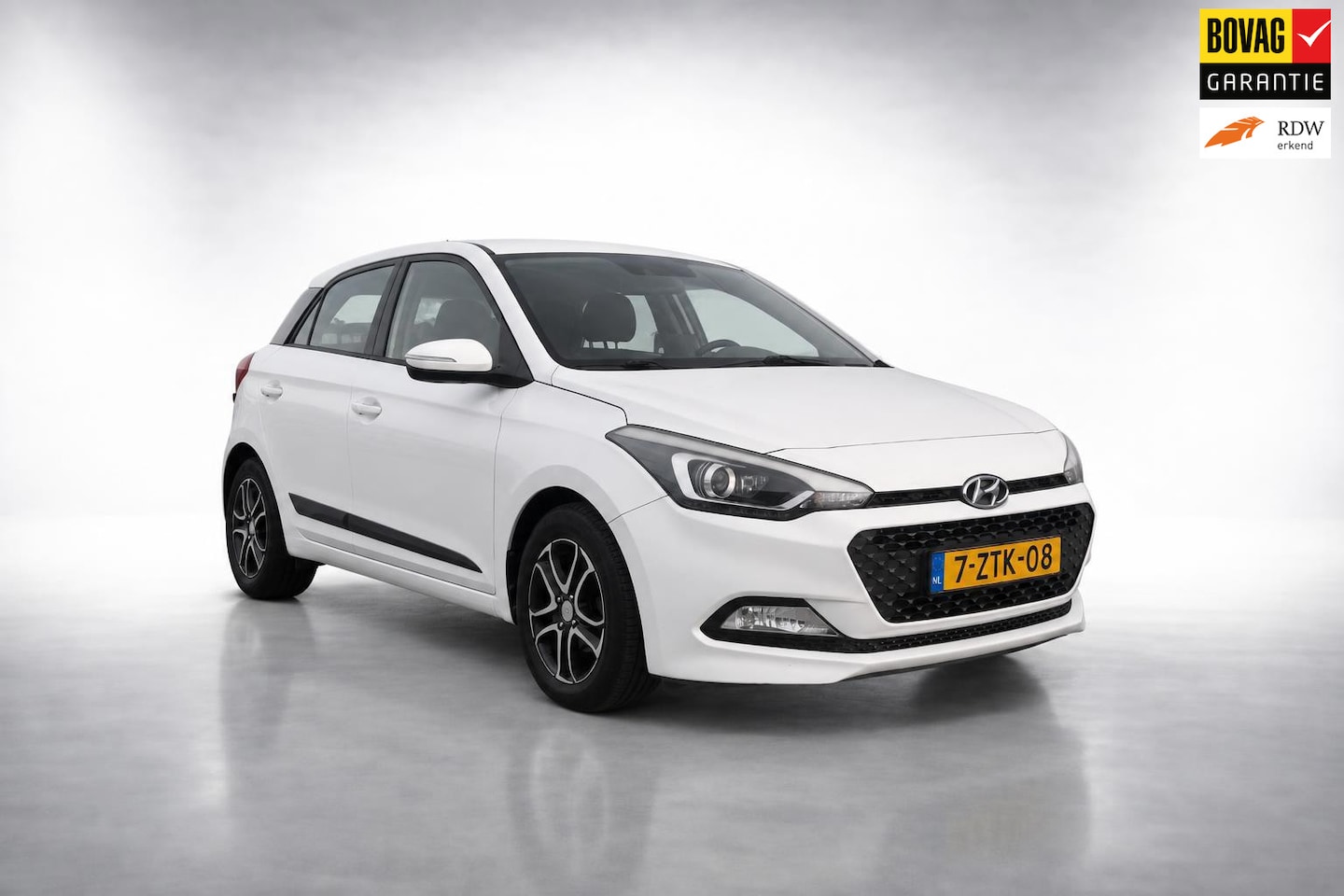 Hyundai i20 - 1.2 HP i-Motion Comfort|lane assist|clima|Db ketting vervangen - AutoWereld.nl