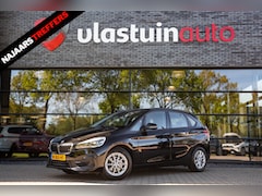 BMW 2-serie Active Tourer - 218i High Executive , Trekhaak, Navigatie, Stoelverwarming,