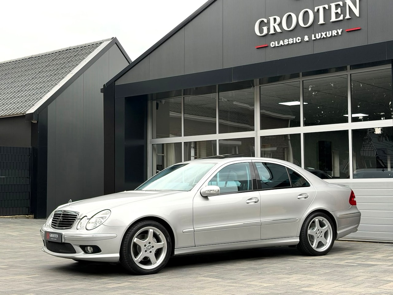 Mercedes-Benz E-klasse - E 500 AMG W211 - Distronic - Mint - AutoWereld.nl