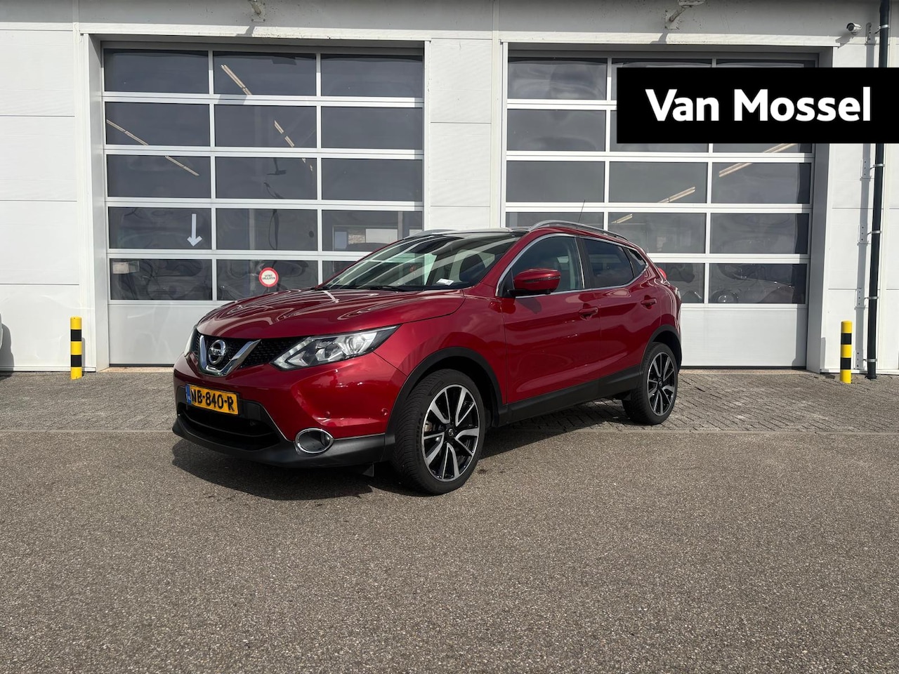 Nissan Qashqai - 1.6 Tekna Panoramadak | stoelverwaming | navigatie | cruisecontrol | airco - AutoWereld.nl