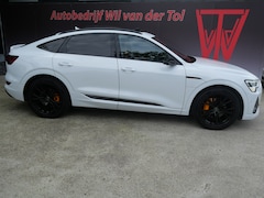Audi e-tron Sportback - 55 QUATTRO S-EDITION 95 kWh | COMPETITION | PANO | TREKHAAK | B&O | CAMERA SPIEGELS