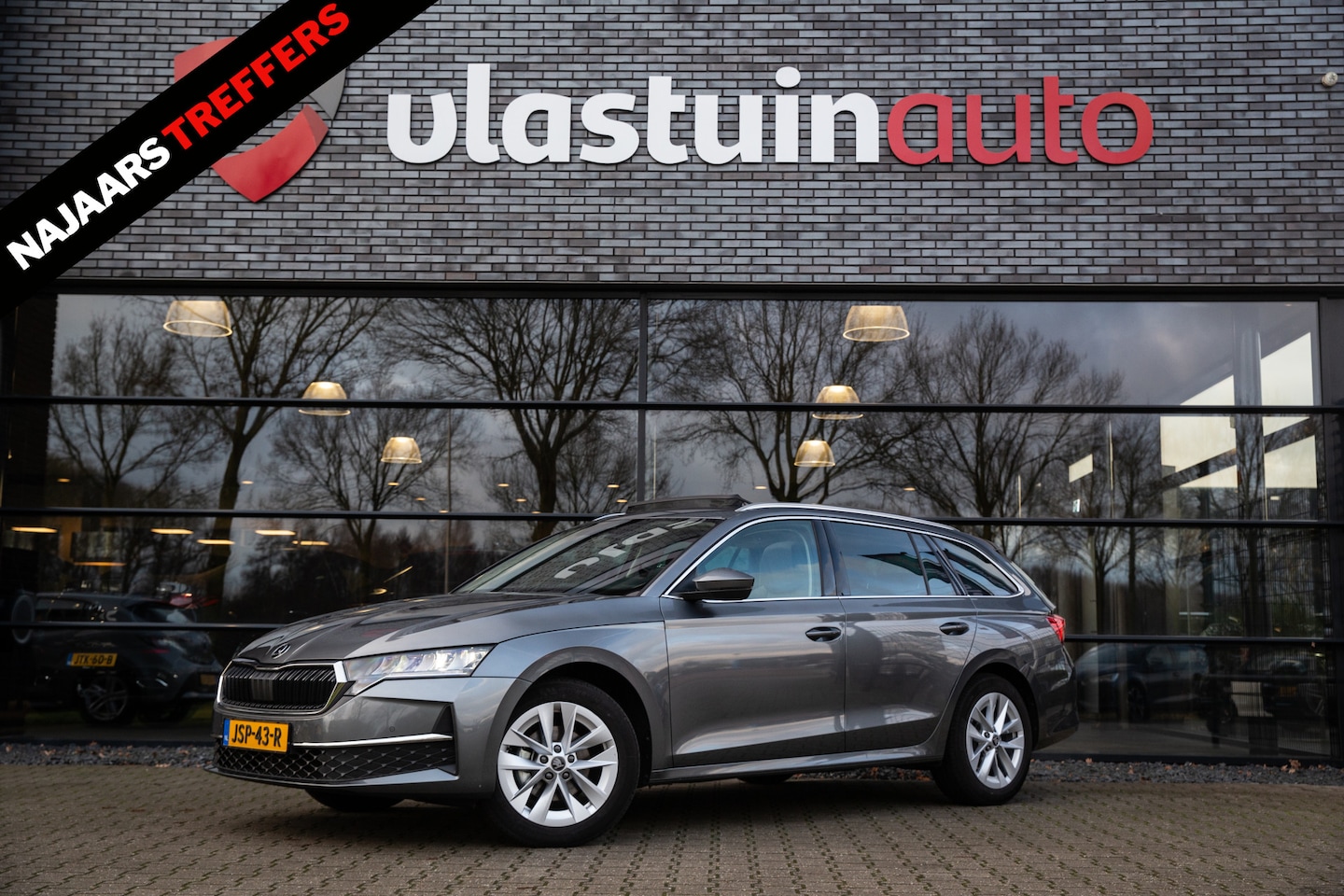 Skoda Octavia Combi - 1.5 TSI MHEV Business Edition 1.5 TSI MHEV Business Edition , Panoramadak, Stuur/stoelverwarming, - AutoWereld.nl