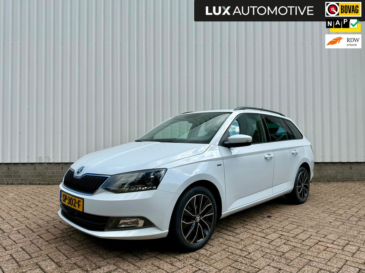 Skoda Fabia Combi - 1.0 TSI Clever 1.0 TSI Clever, Navi, PDC, Climate control, 4-seizoenenbanden, NAP - AutoWereld.nl