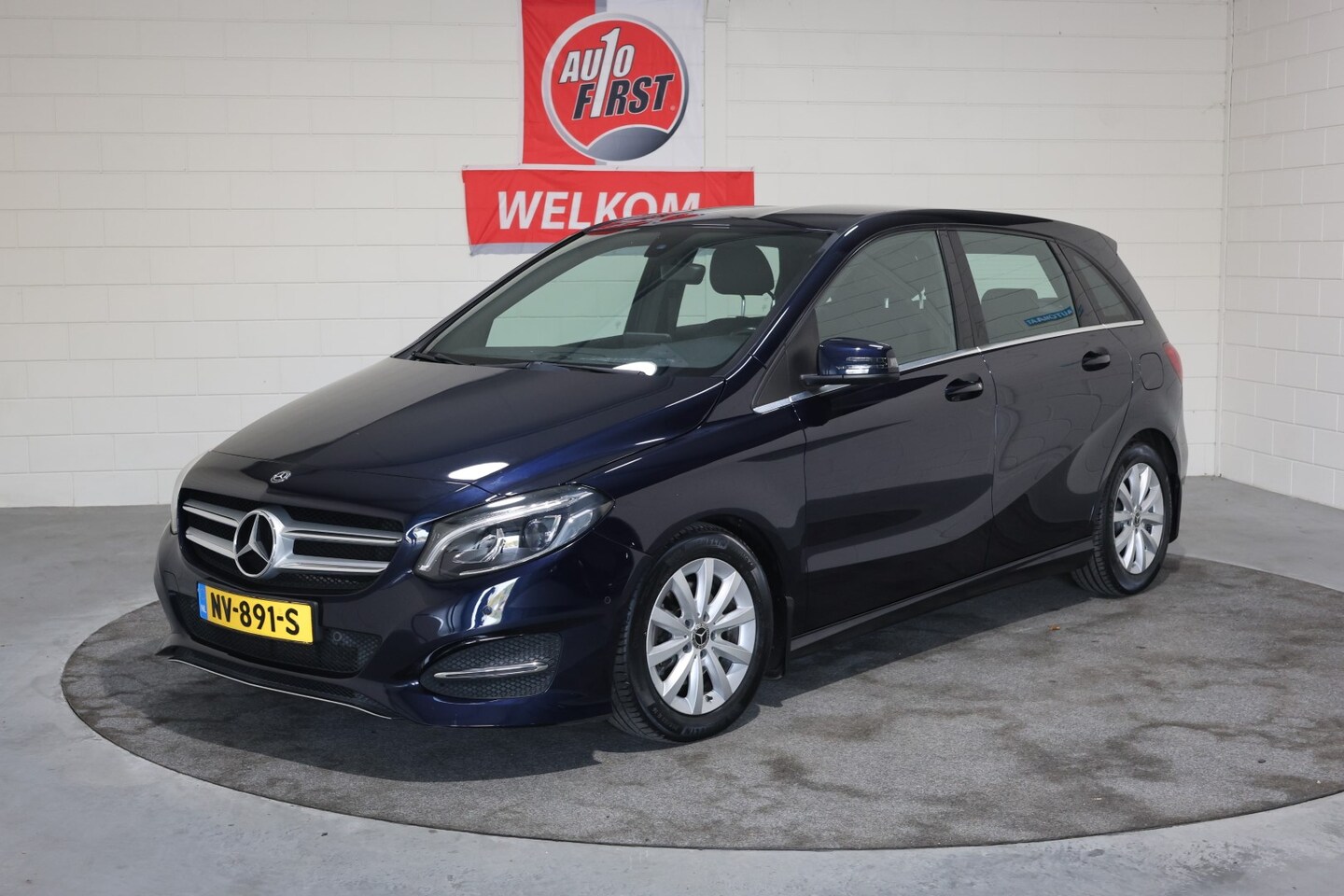 Mercedes-Benz B-klasse - 180 Business Solution 180 Business Solution, NL auto, 2e eigenaar, Automaat, Airco, Cruise, Camera, Hoge instap, - AutoWereld.nl