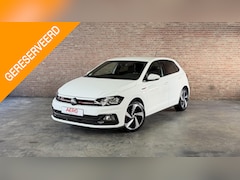 Volkswagen Polo - 2.0 TSI GTI Clima / Winter Pakket / CarPlay / ABC Uitlaat systeem / Navi / PDC