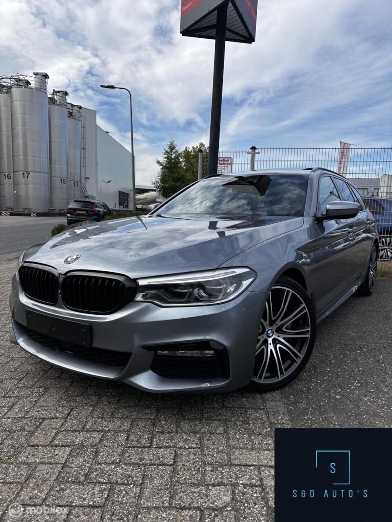 BMW 5-serie Touring - 540d xDrive High Executive 540d xDrive High Executive - AutoWereld.nl