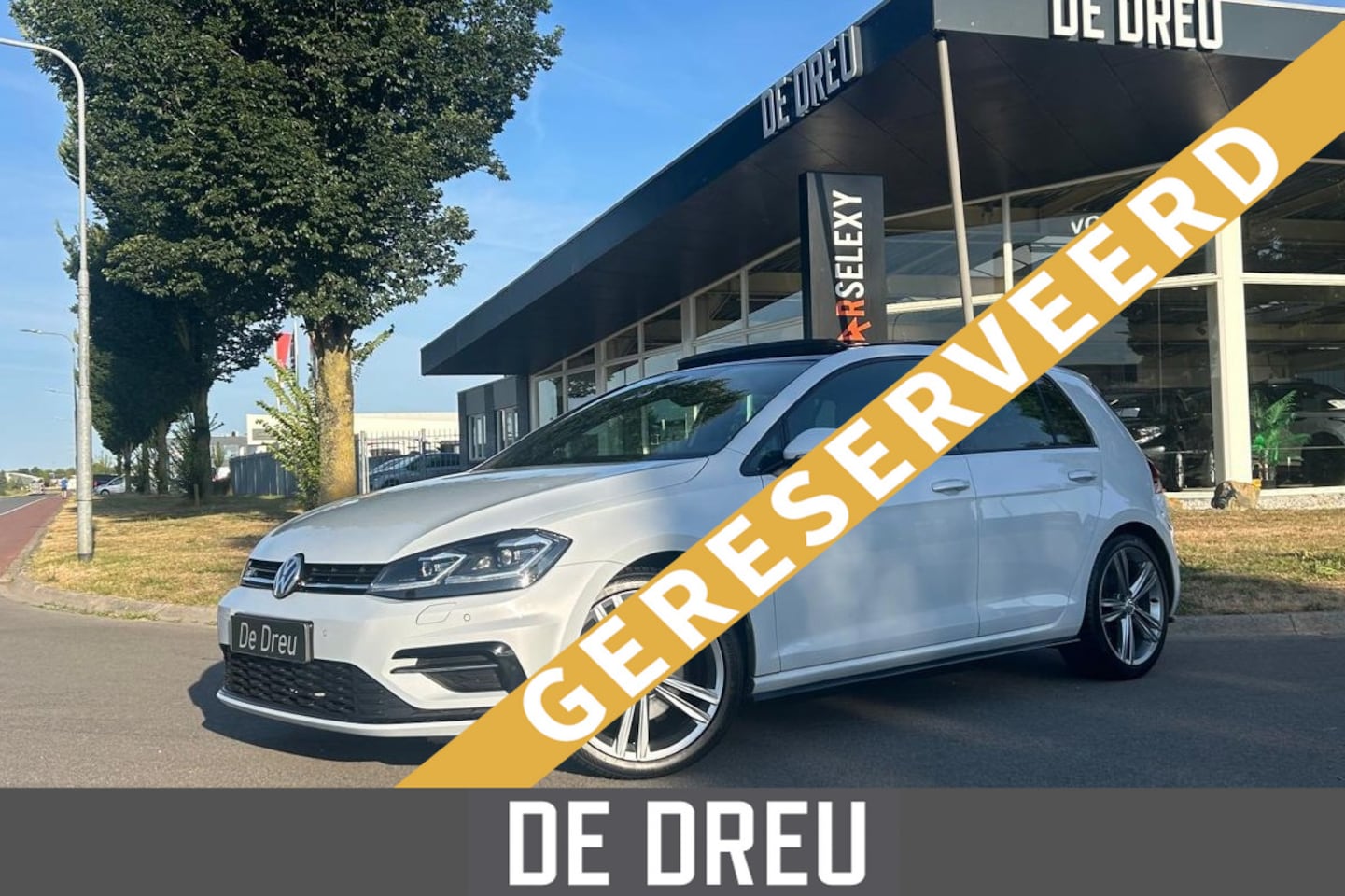 Volkswagen Golf - 1.5 TSI Highline Business R | R-LINE | PANO | WINTER | - AutoWereld.nl