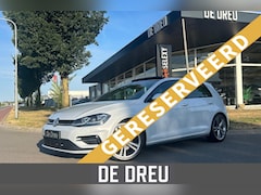 Volkswagen Golf - 1.5 TSI Highline Business R | R-LINE | PANO | WINTER |