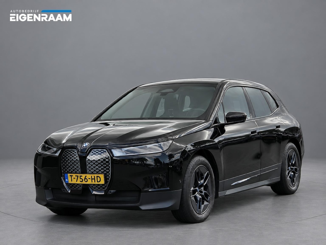 BMW iX - xDrive40 Business Edition Plus 77kWh | SOH 98,3% | Head-up | Camera - AutoWereld.nl
