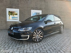 Volkswagen Golf - 1.4 TSI GTE| Automaat| Camera| Sensoren| NAP