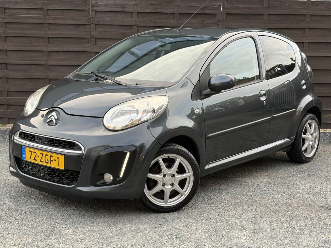 Citroën C1 - 1.0 First Edition / Airco / LED / LM / NAP - AutoWereld.nl